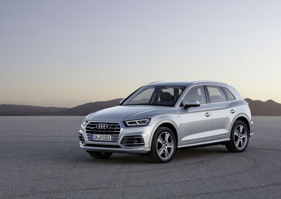  Audi Q5 TDI Quattro S-Line 2016 года  (WW) (фото 35 из 48)